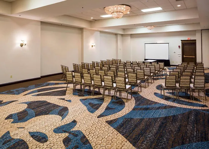 Doubletree By Hilton Boston-Milford
